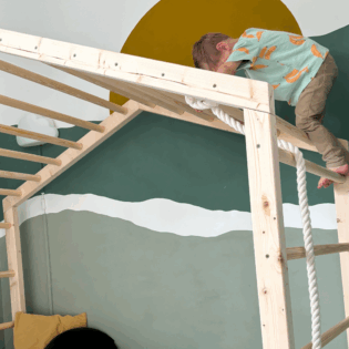 Montessori vloerbed met klimfunctie