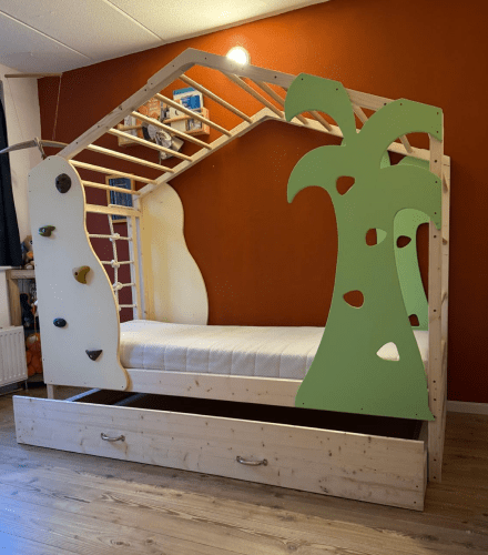 Klantfoto Speel- en klimbed (1)